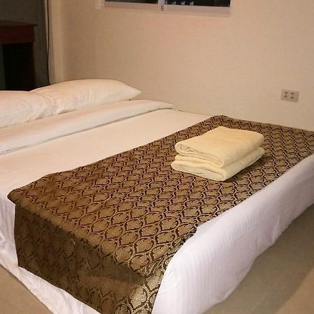 Conrada'S Place Hotel And Resort Панглао Екстериор снимка