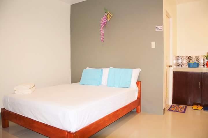 Conrada'S Place Hotel And Resort Панглао Екстериор снимка
