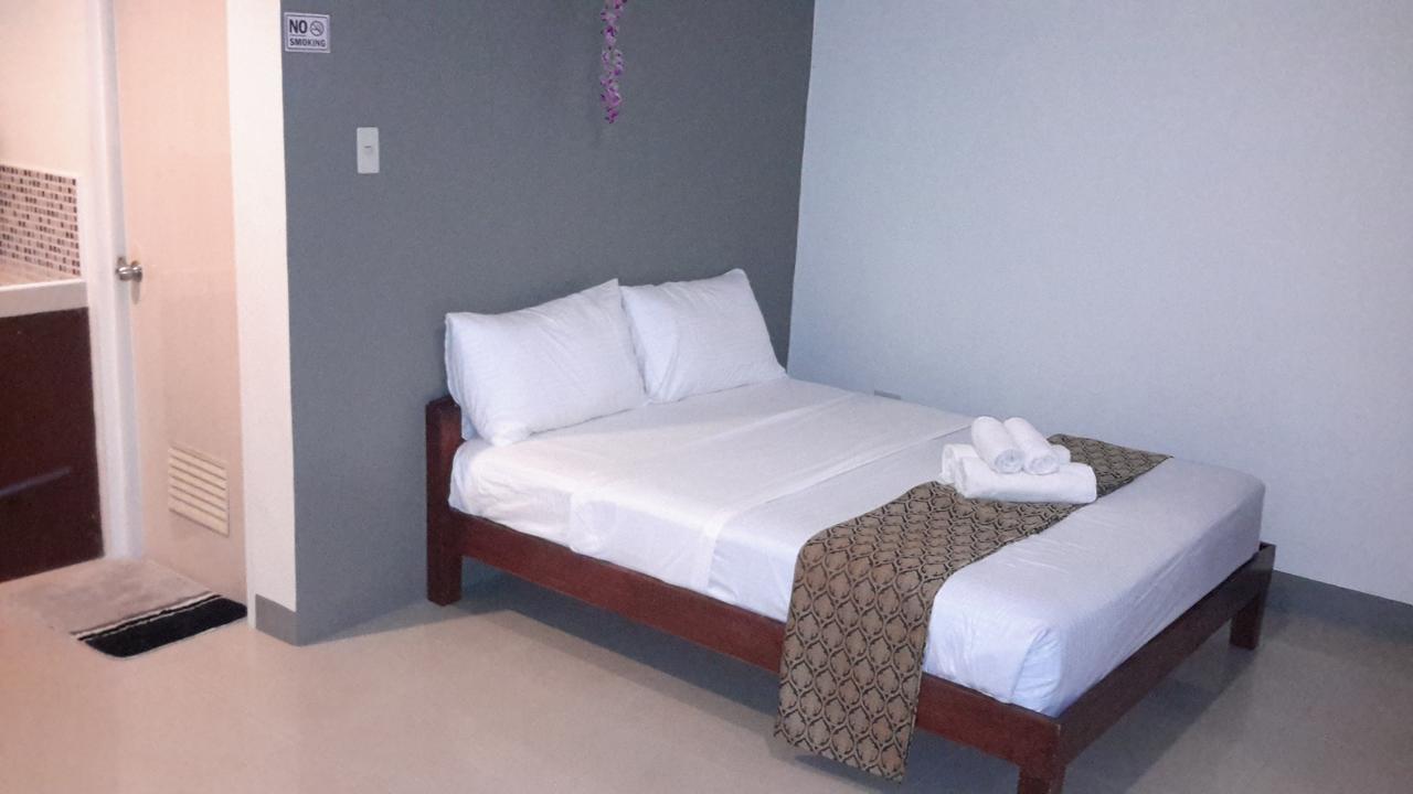 Conrada'S Place Hotel And Resort Панглао Екстериор снимка
