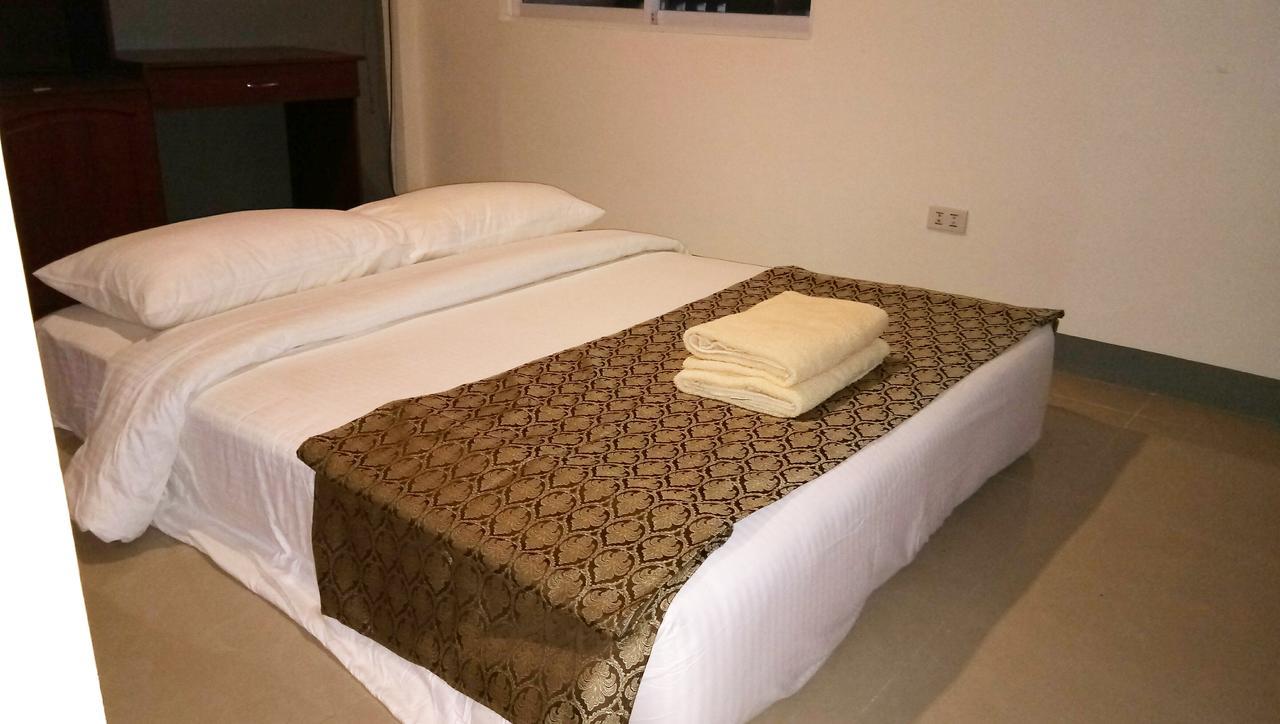 Conrada'S Place Hotel And Resort Панглао Екстериор снимка