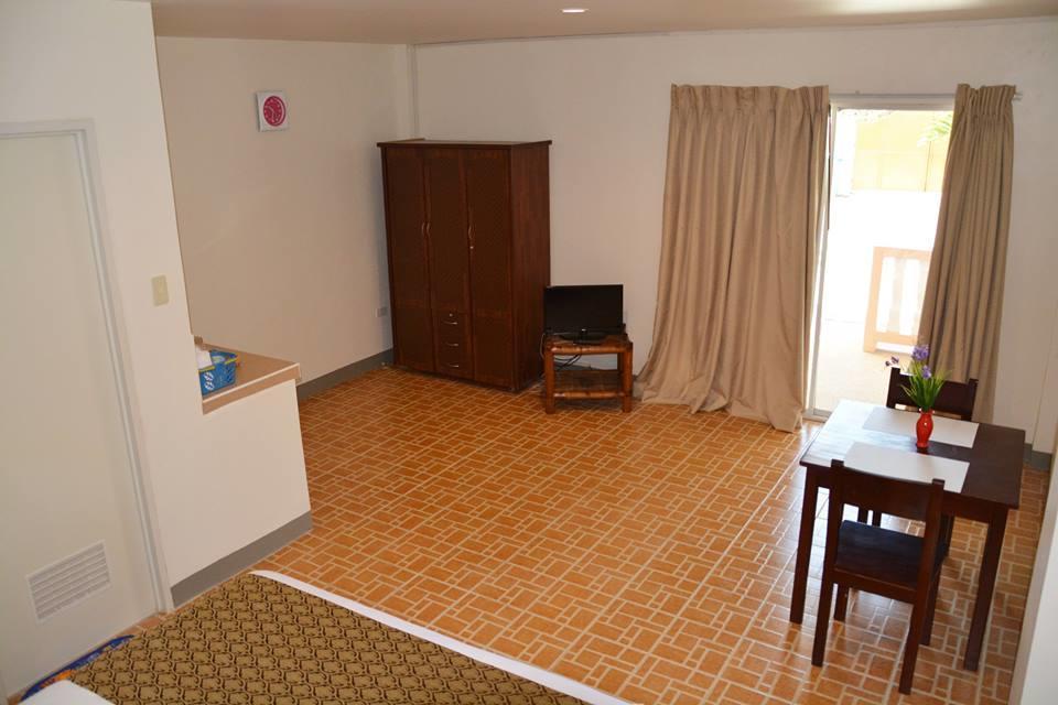 Conrada'S Place Hotel And Resort Панглао Екстериор снимка
