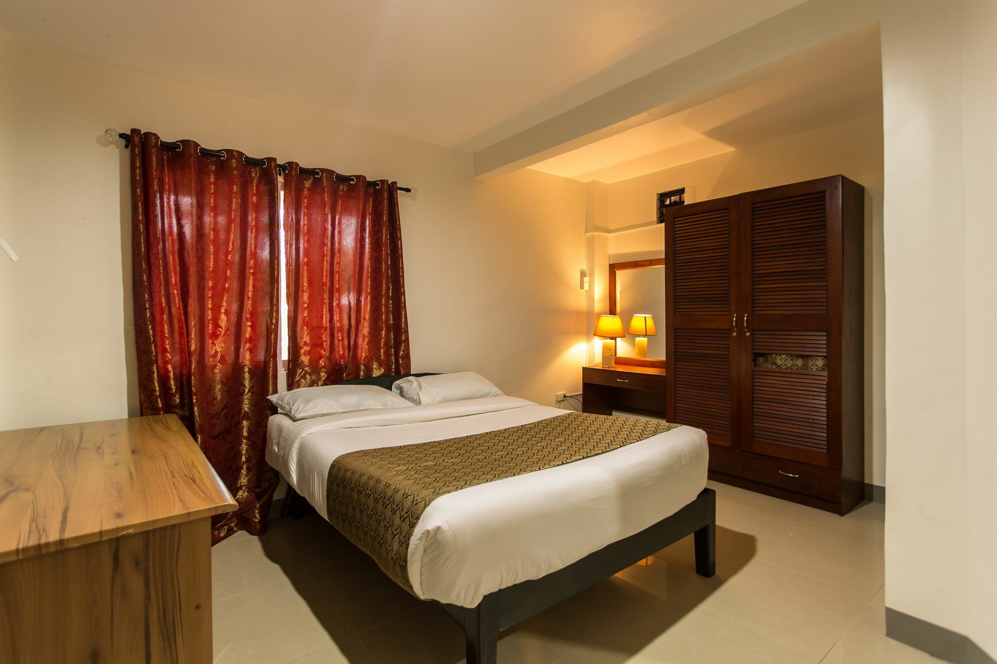Conrada'S Place Hotel And Resort Панглао Екстериор снимка